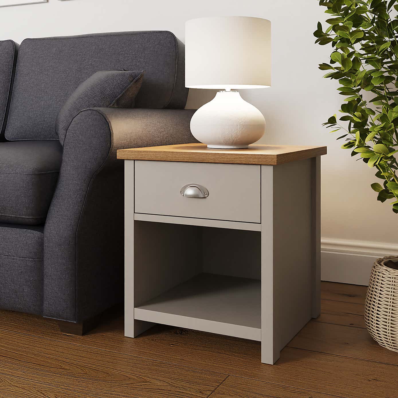 Carousel zoom image position 2 of 12