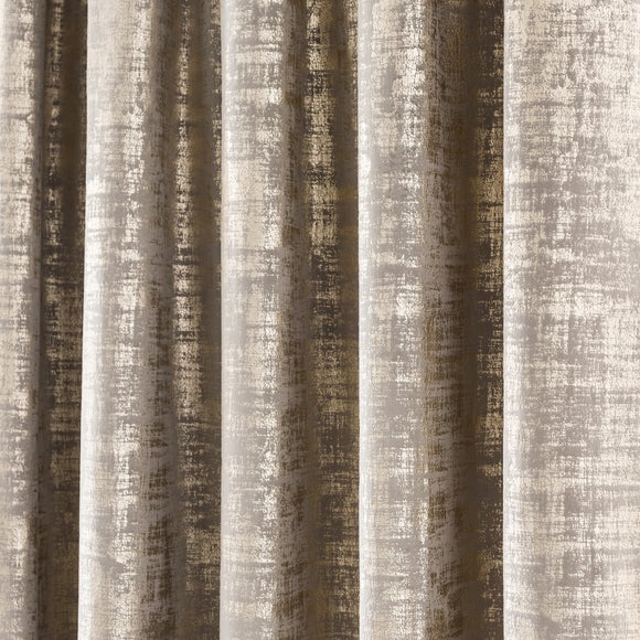 Carousel navigation image position 3 of 5