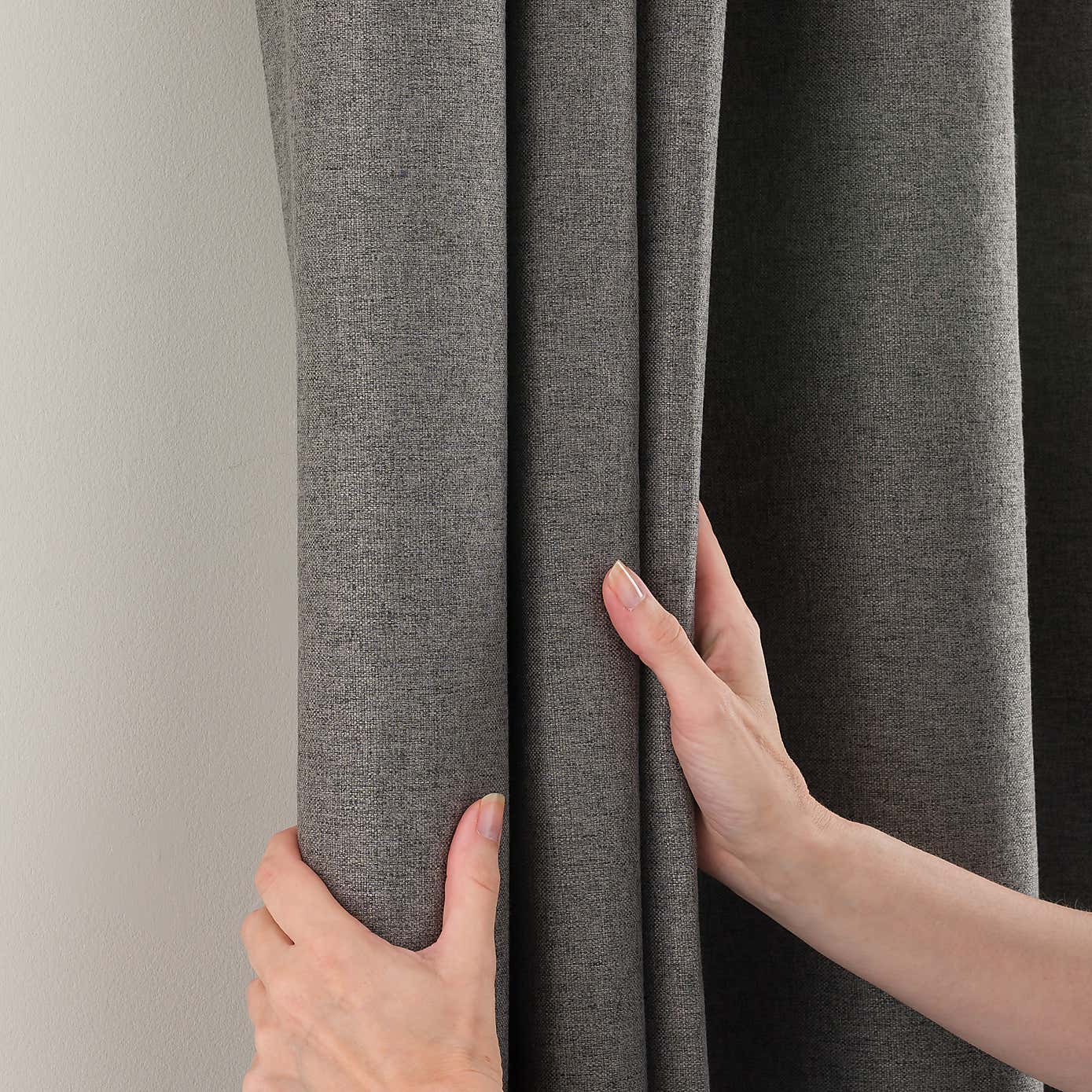 Carousel zoom image position 5 of 9