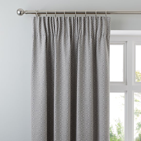 Dunelm pencil deals pleat curtains