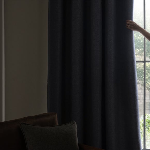 Carousel navigation image position 6 of 10