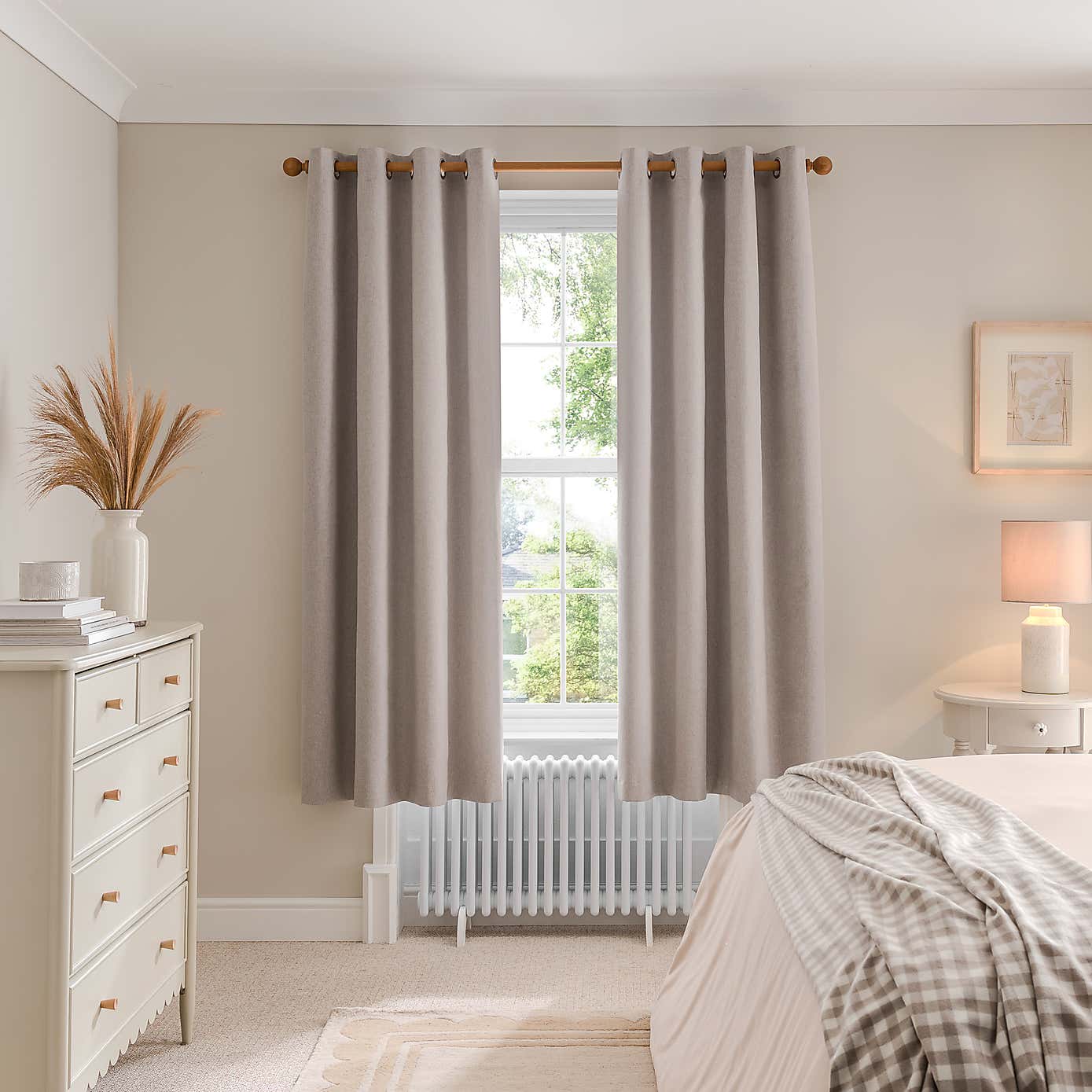 Carousel zoom image position 4 of 9