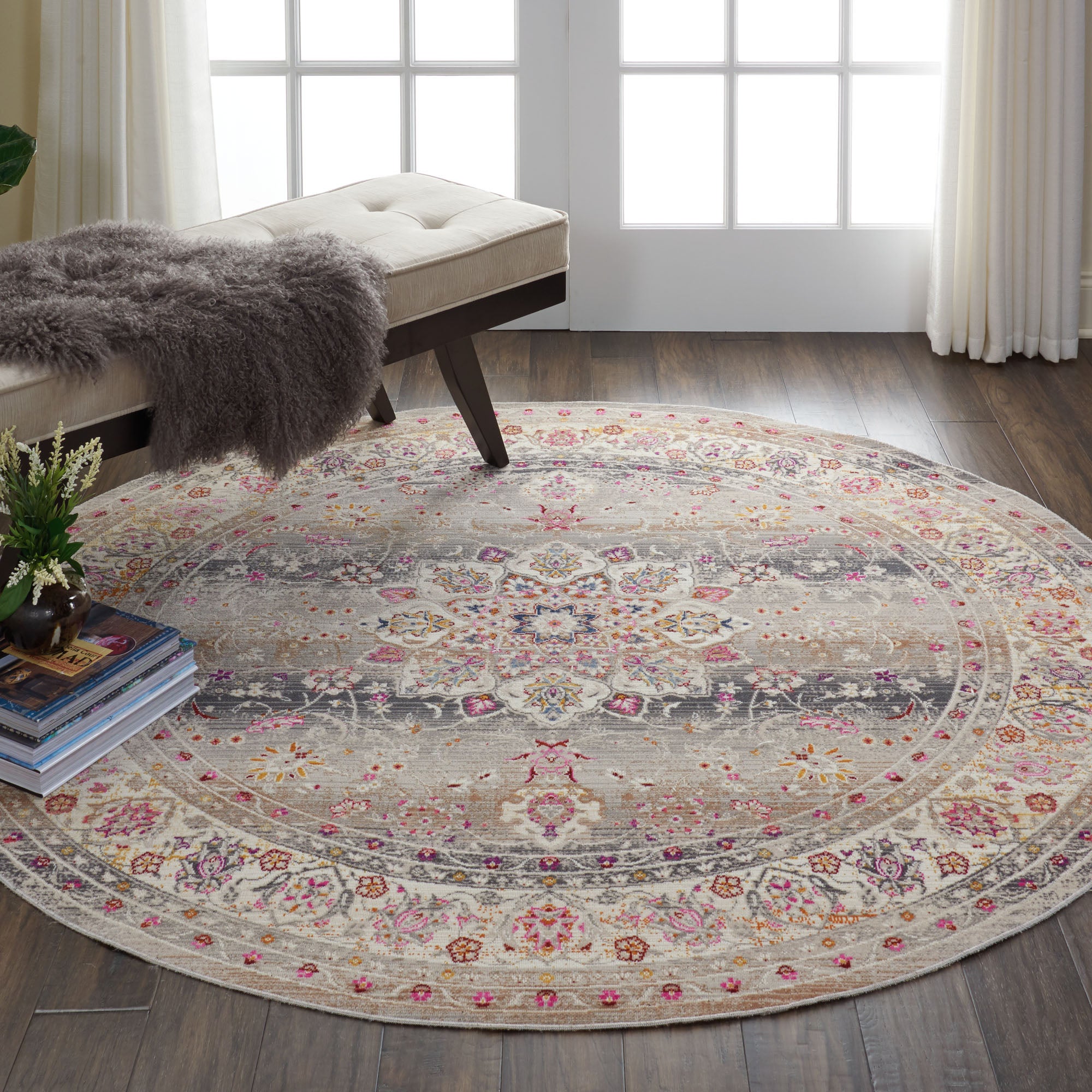 Vintage Kashan 1 Round Rug | Dunelm