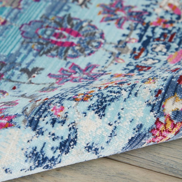 Carousel navigation image position 3 of 6