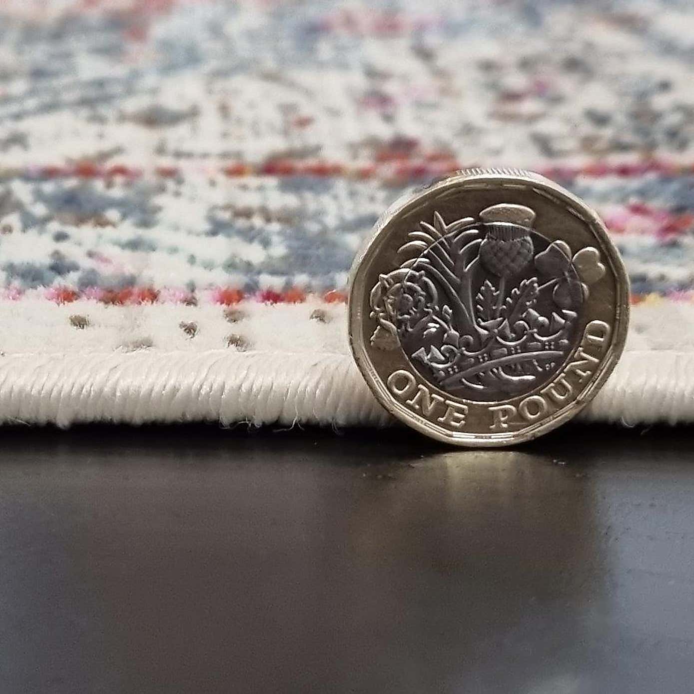 Carousel zoom image position 3 of 4