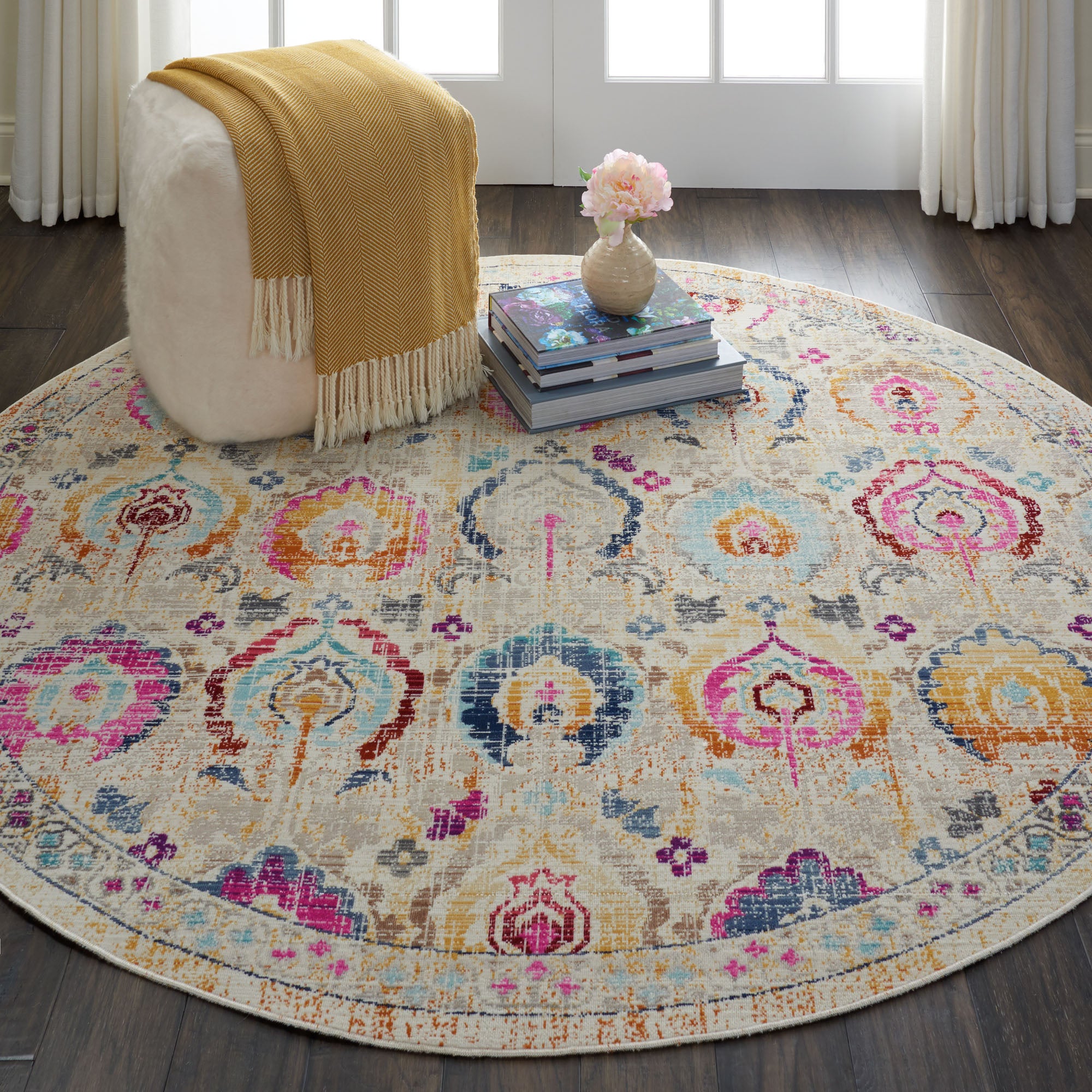 Vintage Kashan 4 Round Rug | Dunelm