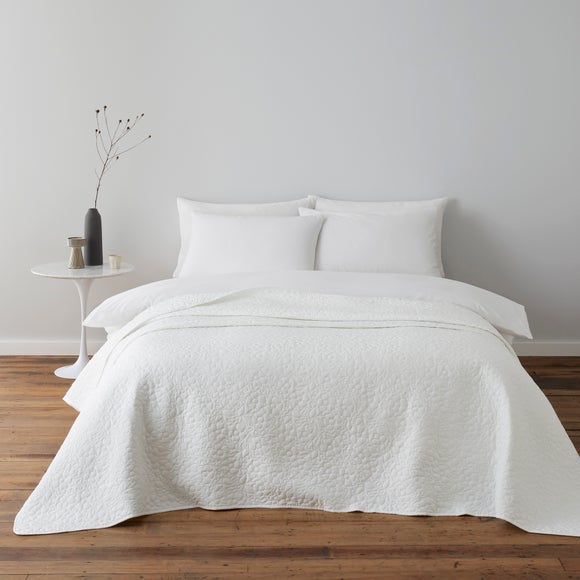 Bloom White Bedspread Dunelm