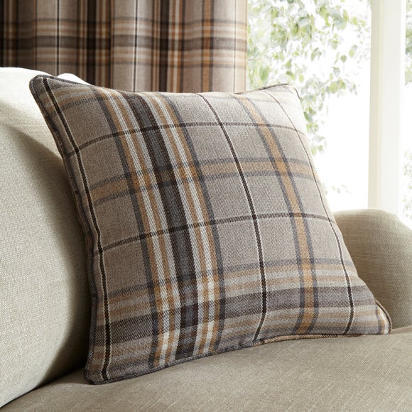  Dunelm