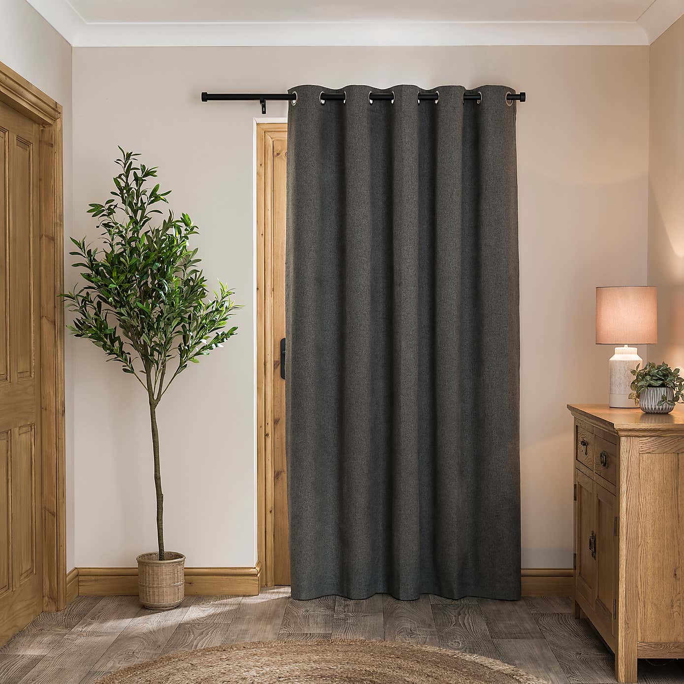 Carousel zoom image position 4 of 8