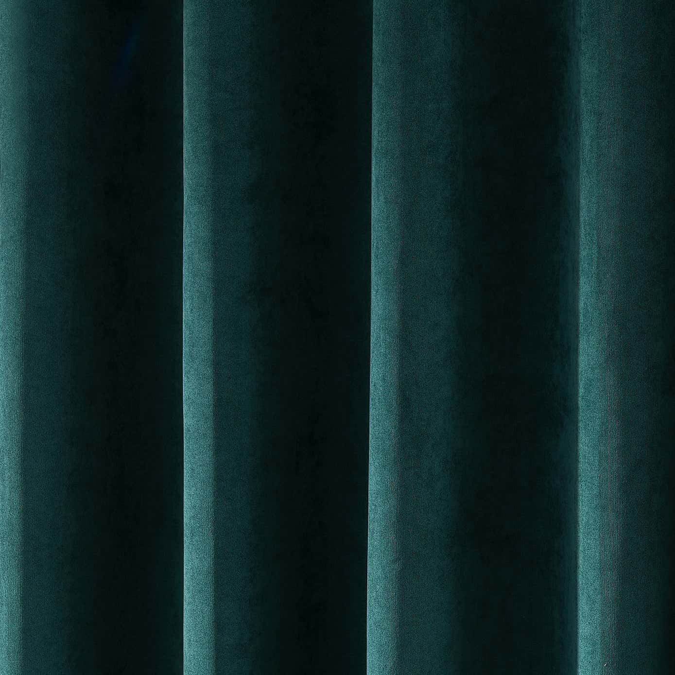 Carousel zoom image position 3 of 8