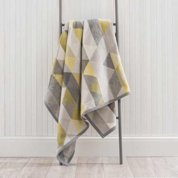 Super Soft Geo Ochre Throw Blanket