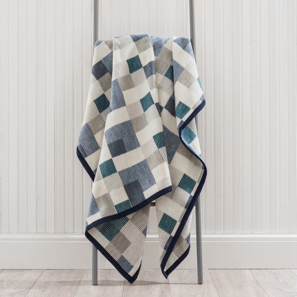 Dunelm blankets best sale & throws