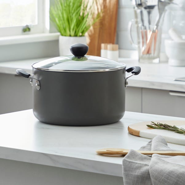 Soup Stew Pot Serenk Modernist Stainless Steel Stock Pot - 9.45 Soup Stew Pot Serenk Modernist Stainless Steel Stock Pot - 9.45