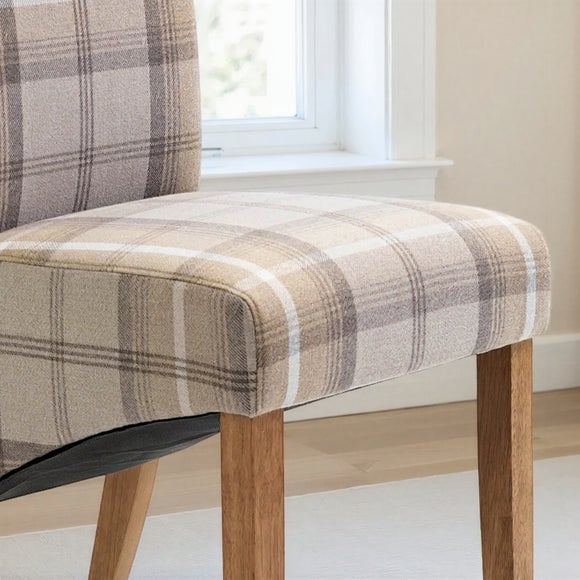 Carousel navigation image position 3 of 6