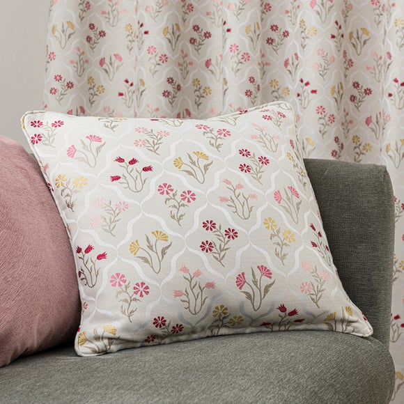 Carousel navigation image position 7 of 9