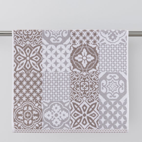 Dunelm 2025 patterned towels