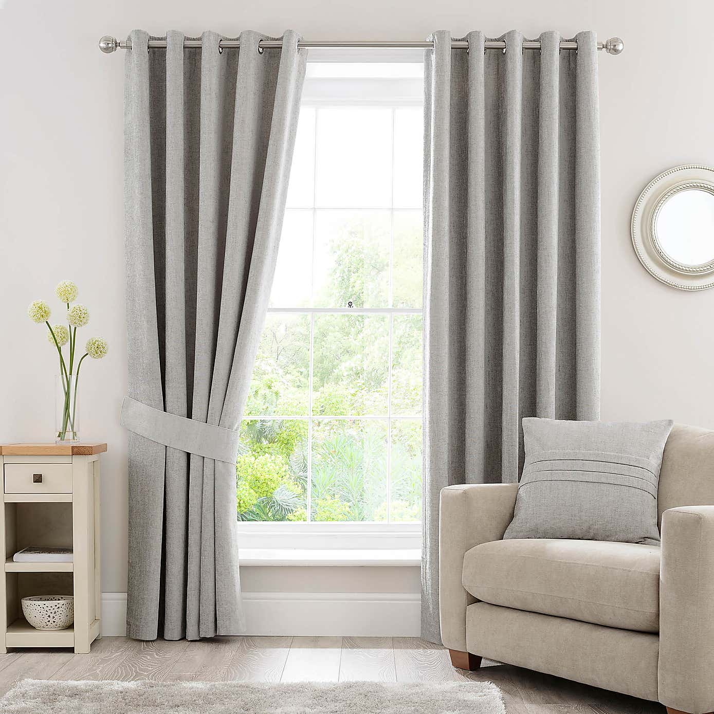 Carousel zoom image position 2 of 5