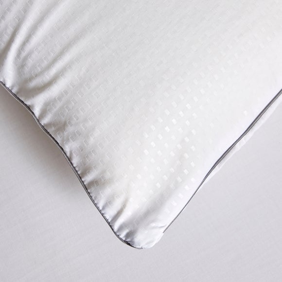 fogarty luxury memory foam pillow