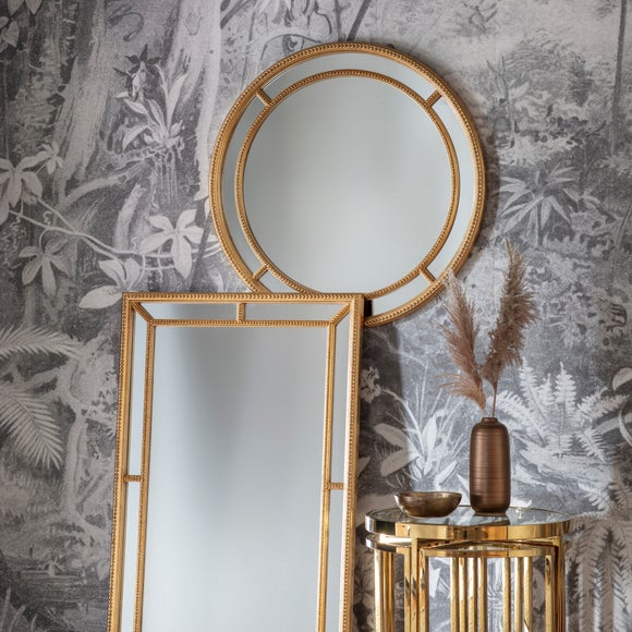 Carousel navigation image position 3 of 3