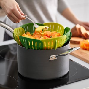 Joseph Joseph Bloom Folding Steamer Basket