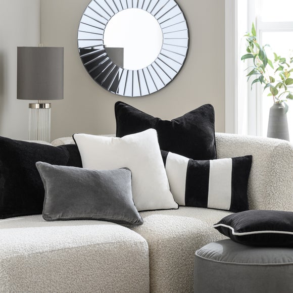 Carousel navigation image position 5 of 5