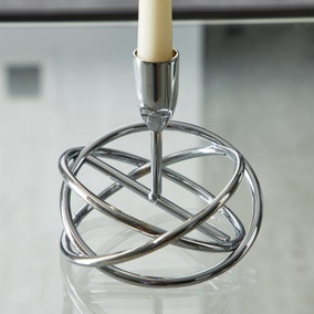 Dorma Circle Silver Metal Candlestick Holder