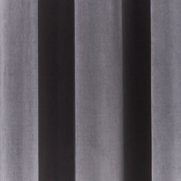 Carousel navigation image position 3 of 8