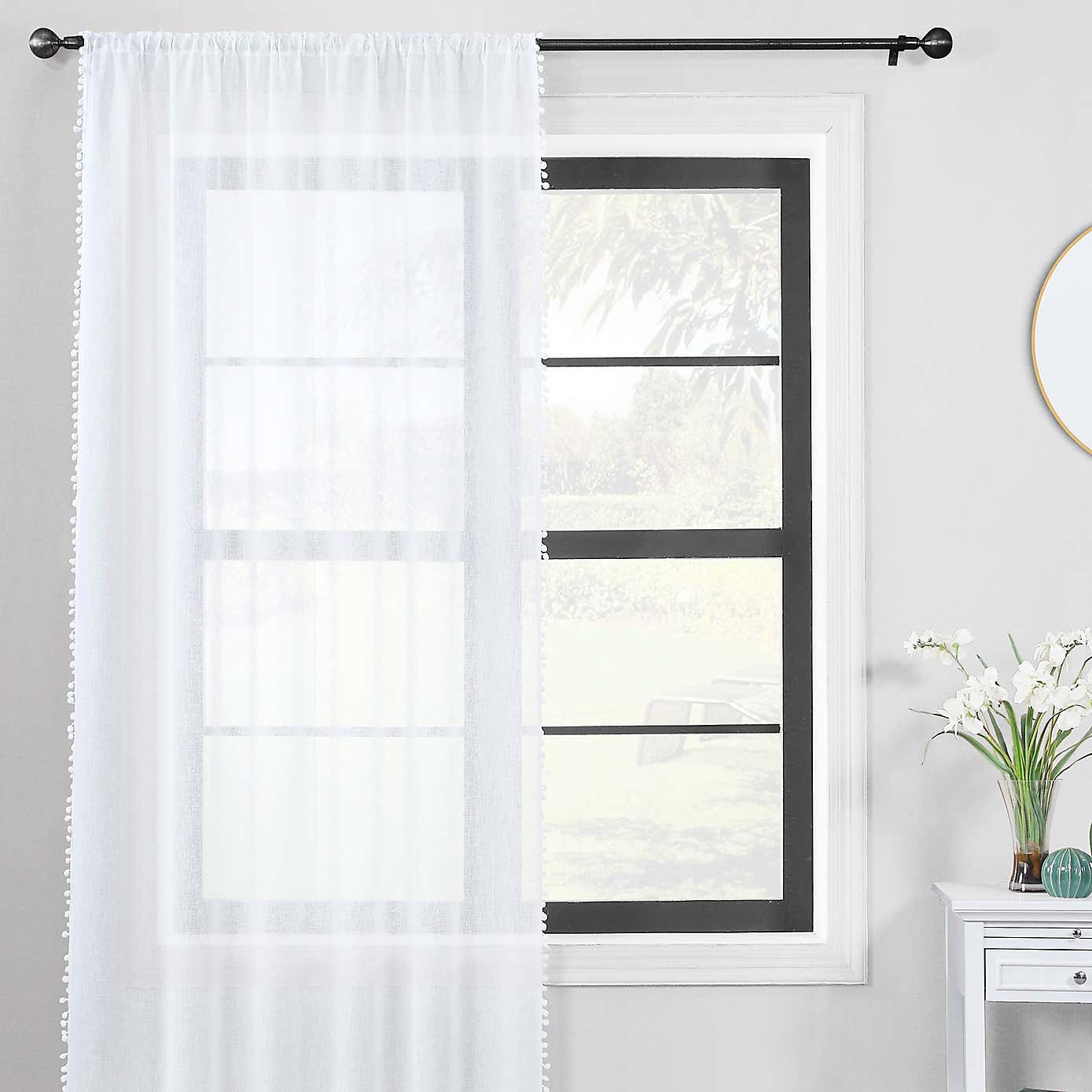 Carousel zoom image position 2 of 4