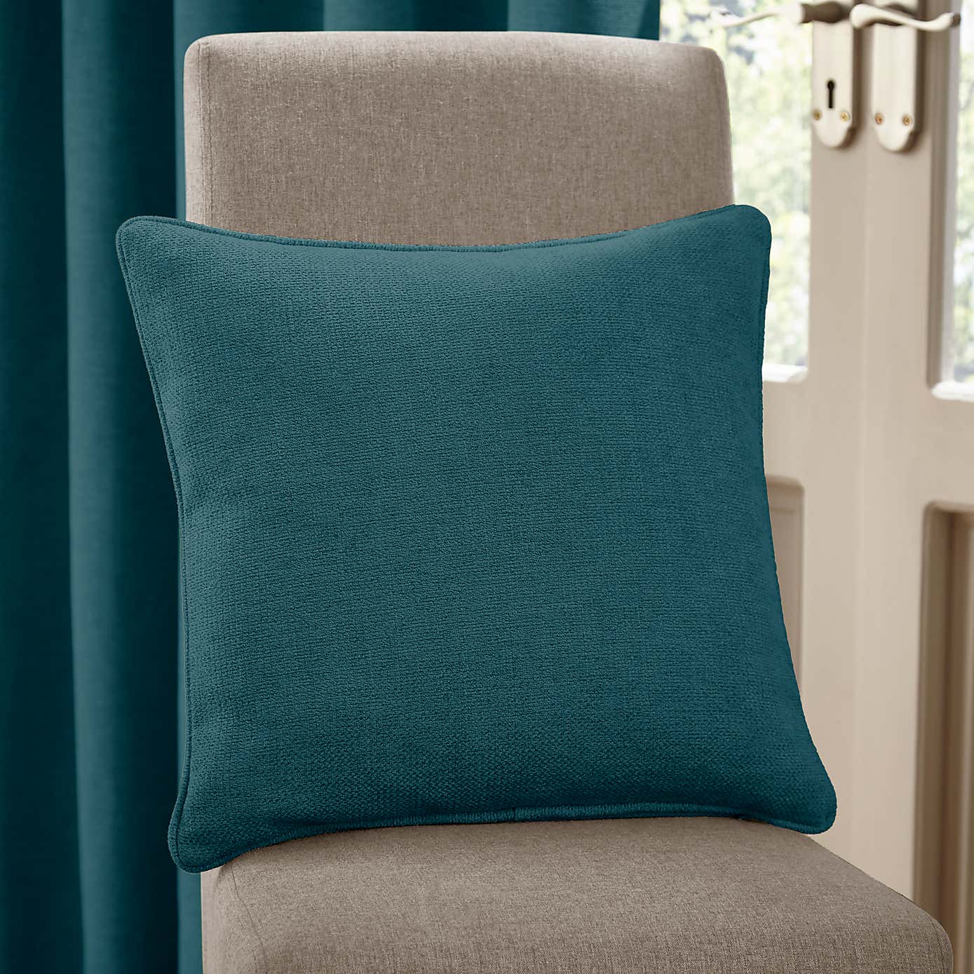 Carousel zoom image position 5 of 6