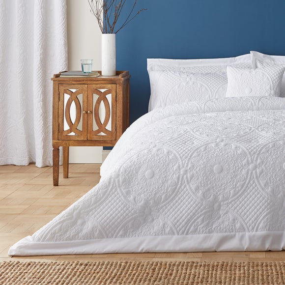 Carousel navigation image position 3 of 3