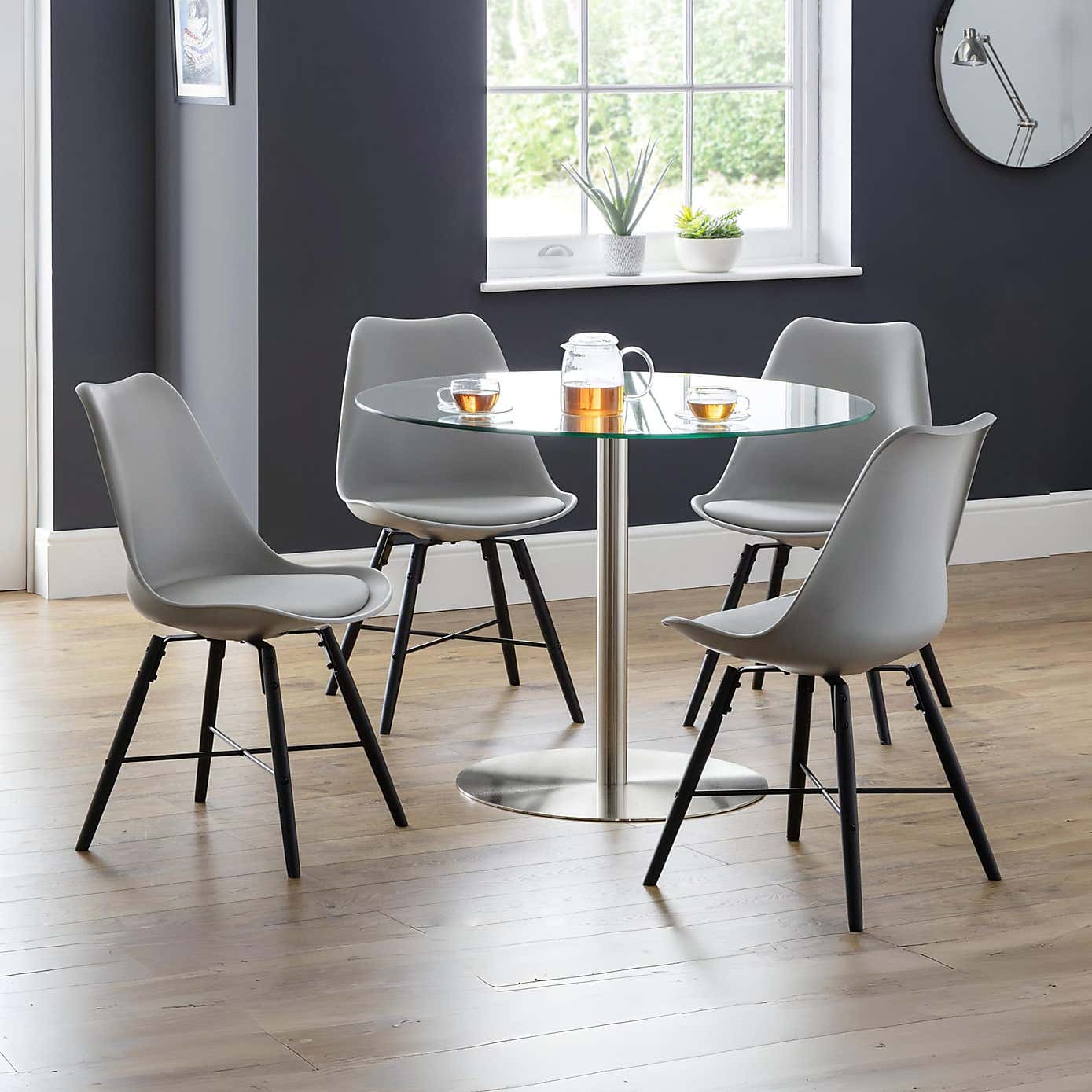 Carousel zoom image position 7 of 8