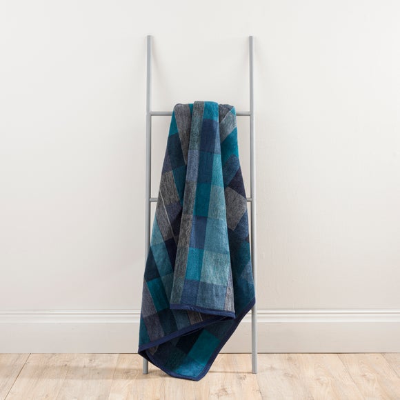 Dunelm discount blue throw