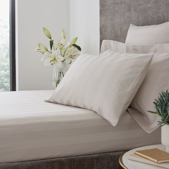 Hotel Stripe 230 Thread Count 100 Cotton Fitted Sheet
