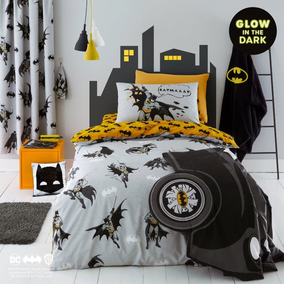 Batman Grey Reversible Glow in the Dark Duvet Cover and Pillowcase Set Dunelm