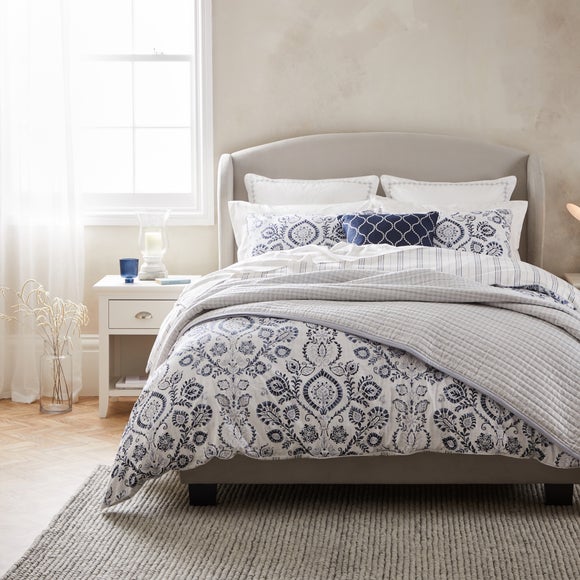 Bedspreads & Bed Throws | Bed Runners | Dunelm