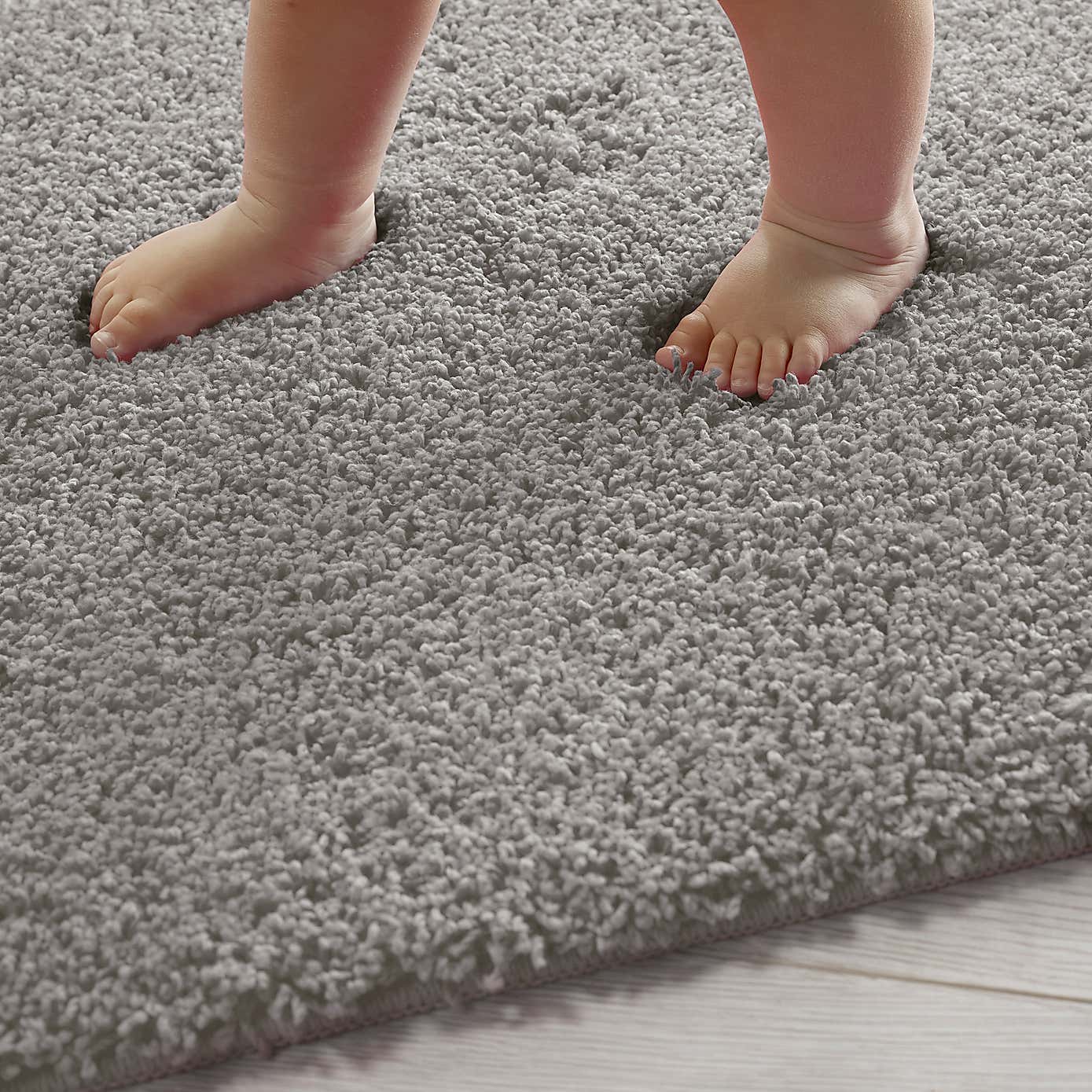 Carousel zoom image position 2 of 3