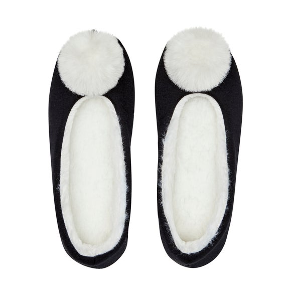 fuzzy pom pom slippers