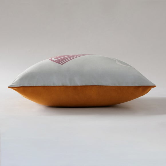 Carousel navigation image position 4 of 5