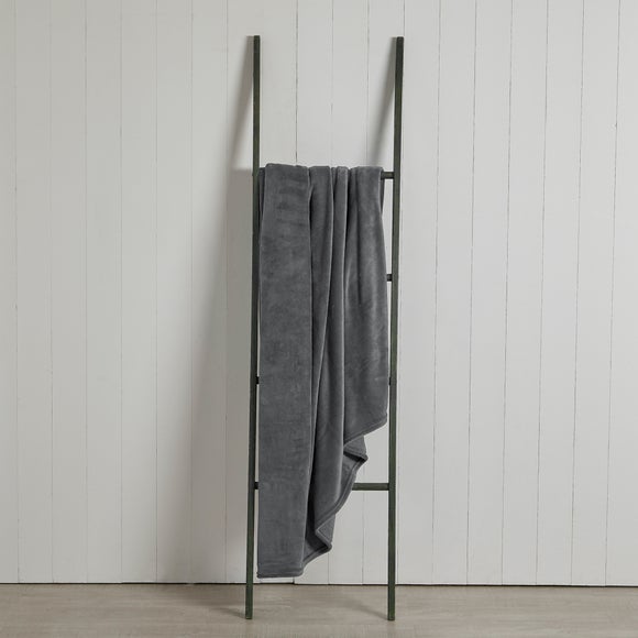  Dunelm