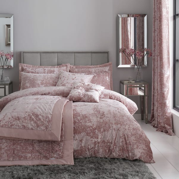 Catherine Lansfield Blush Crushed, Super King Size Bedding With Matching Curtains