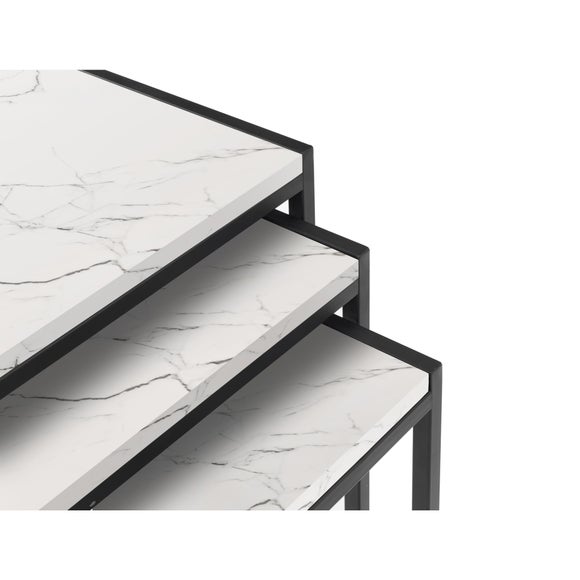 Carousel zoom image position 4 of 7