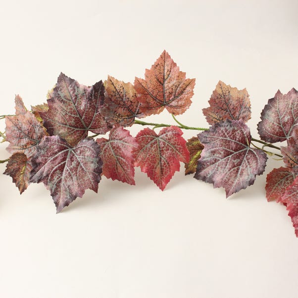 Artificial Outdoor Grape Leaf Garland image 1 of 2