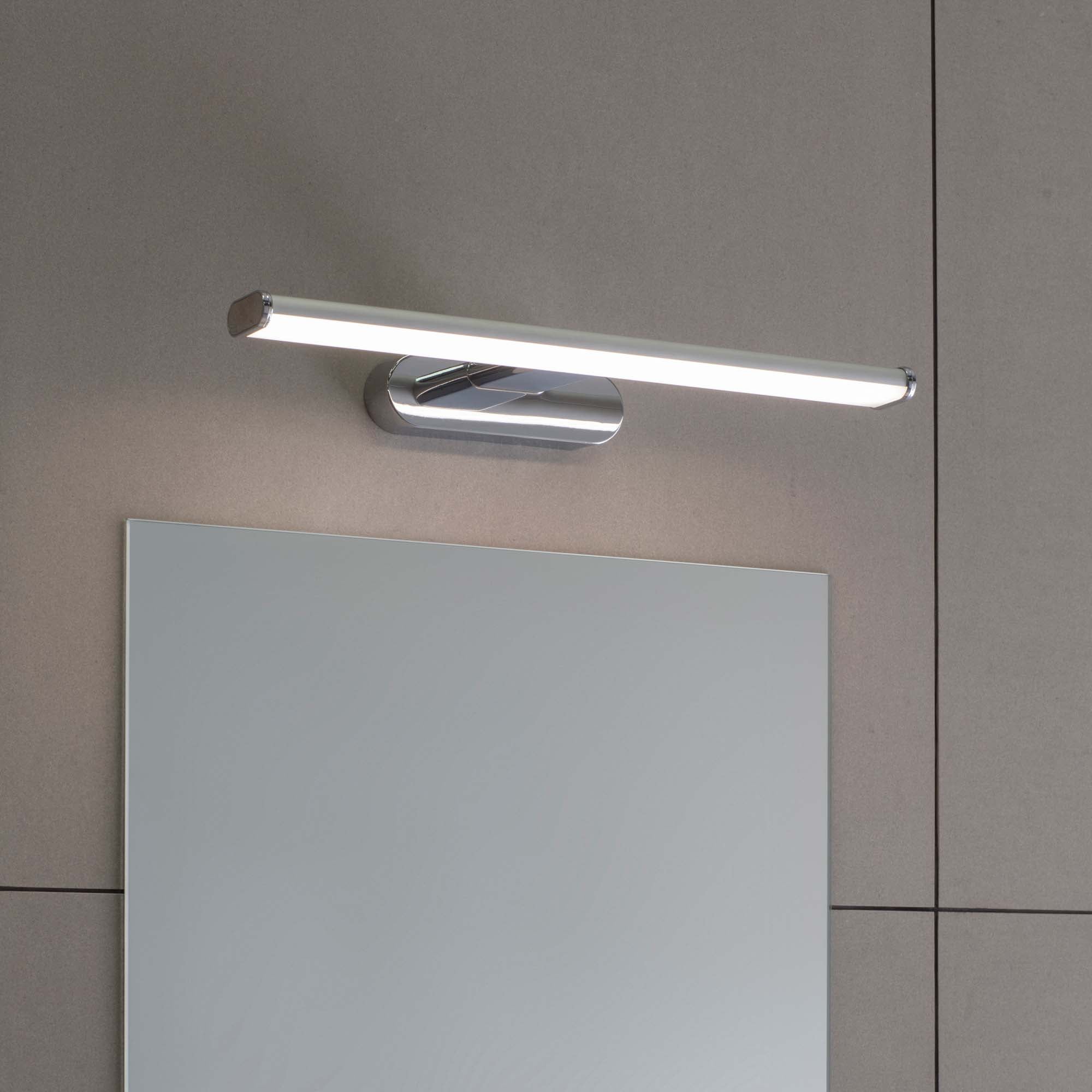 Vogue Moda LED Bathroom Wall Light Chrome