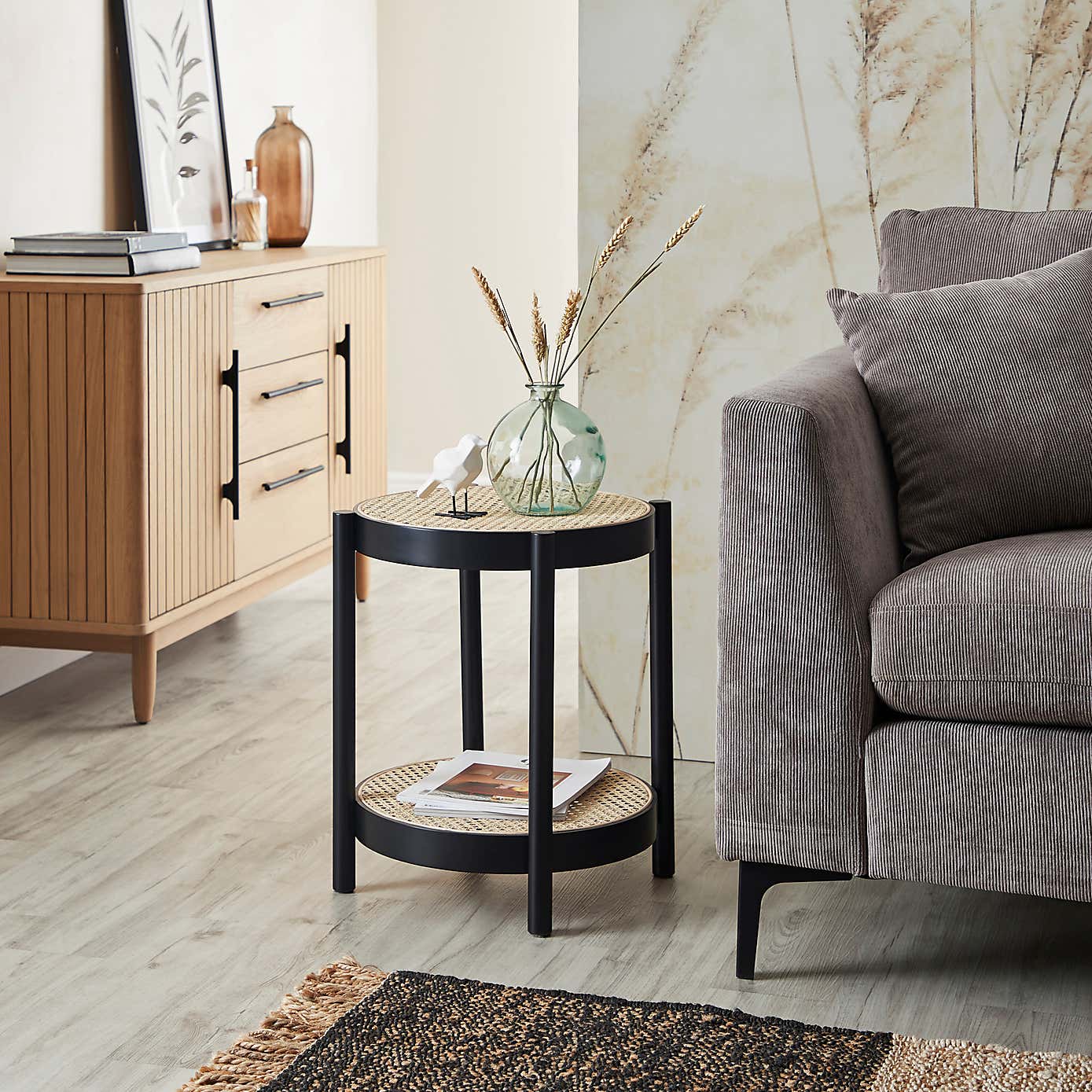 Carousel zoom image position 2 of 6