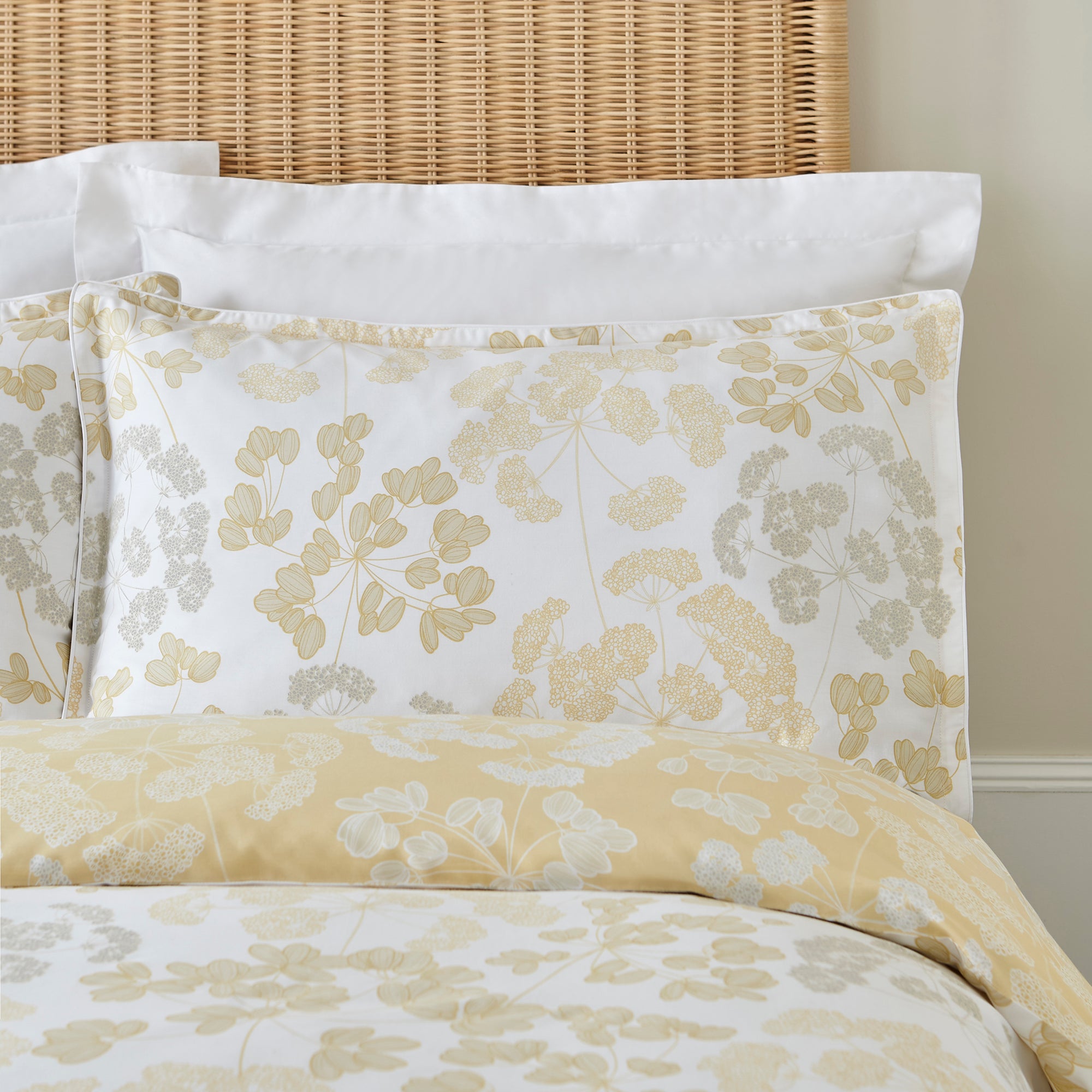 Dorma Daylesford 300 Thread Count Cotton Sateen Oxford Pillowcase Pair Yellowwhite