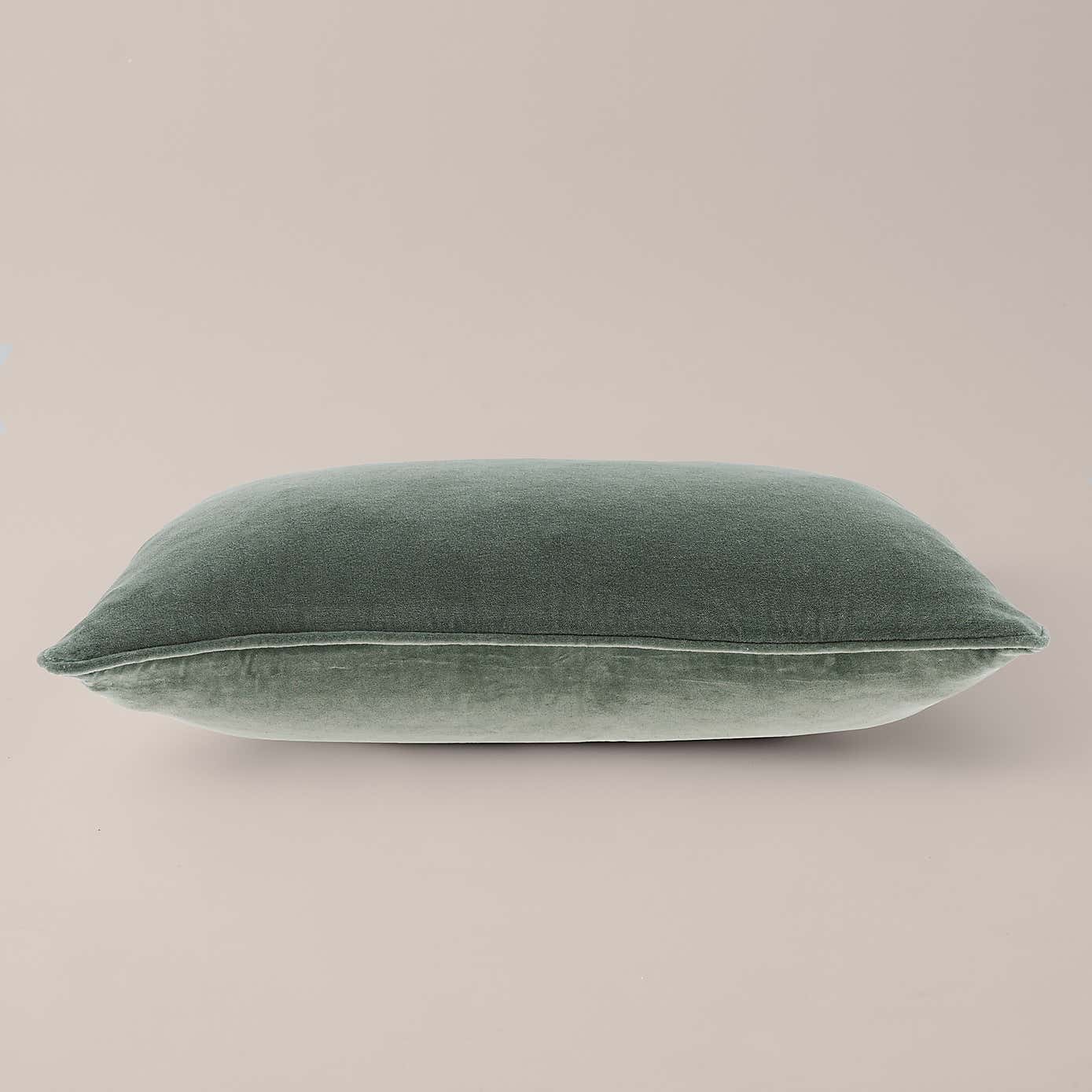 Carousel zoom image position 3 of 3