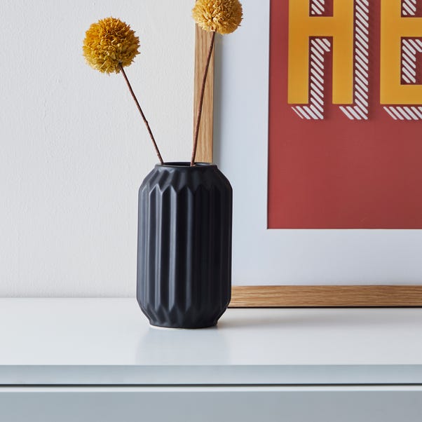 Fluted Vase 14cm Black Black
