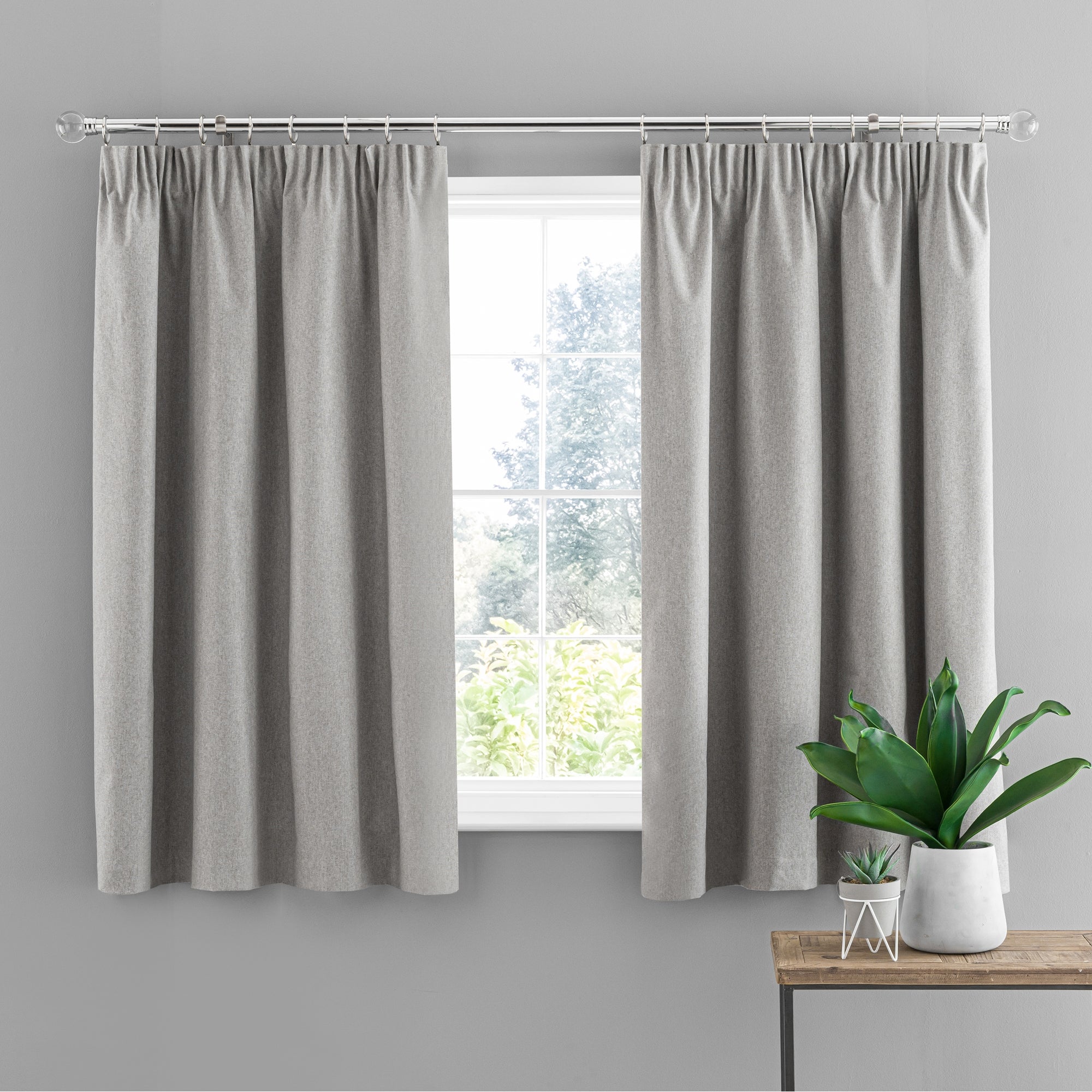 Luna Brushed Blackout Pencil Pleat Curtains | Dunelm