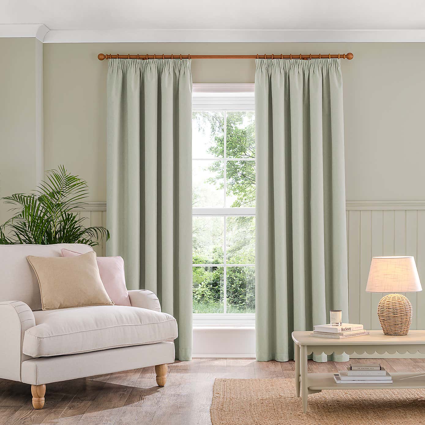 Carousel zoom image position 2 of 9