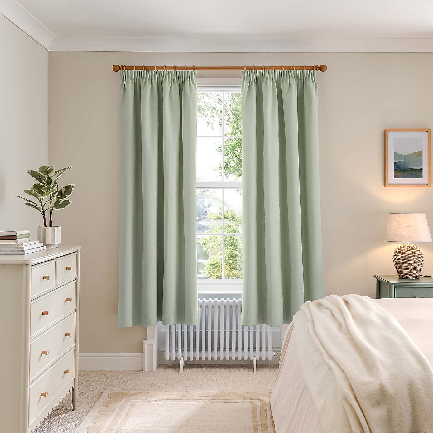 Carousel zoom image position 4 of 9